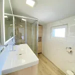 Apartment Puntica 5 Person Rab