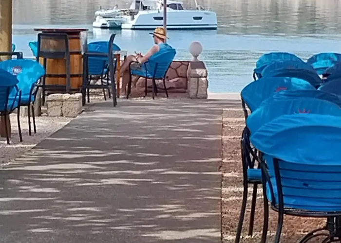 Puntica 5 Person Rab *